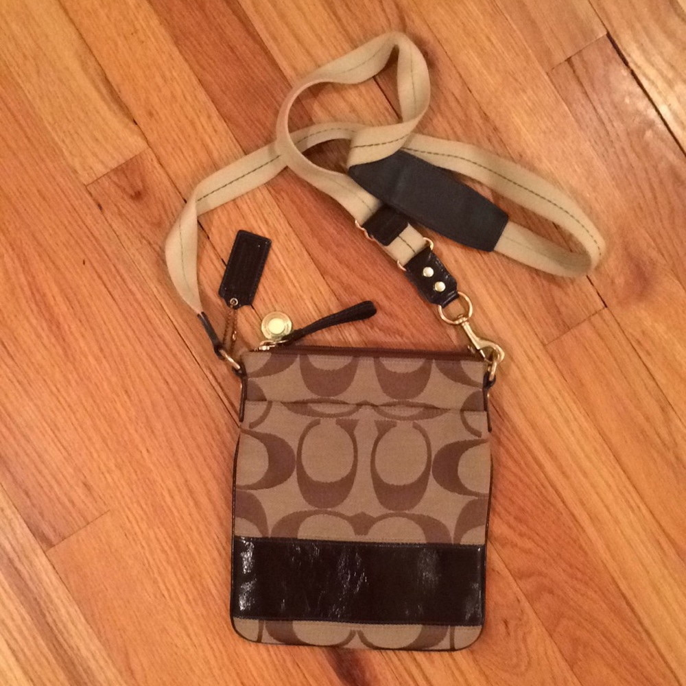 Coach crossbody bag. Perfect condition!